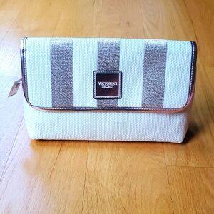 Victoria's Secret Straw Clutch NWT